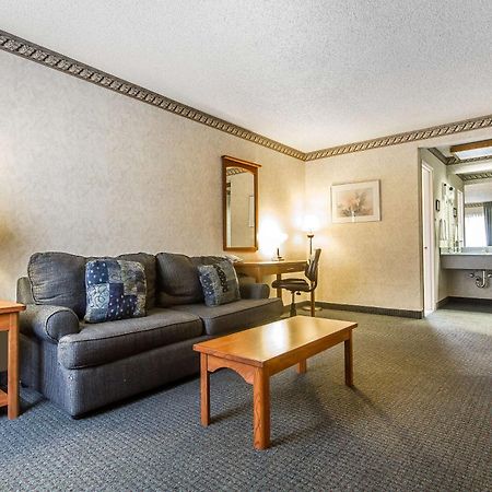 Quality Inn & Suites Silicon Valley Σάντα Κλάρα Εξωτερικό φωτογραφία