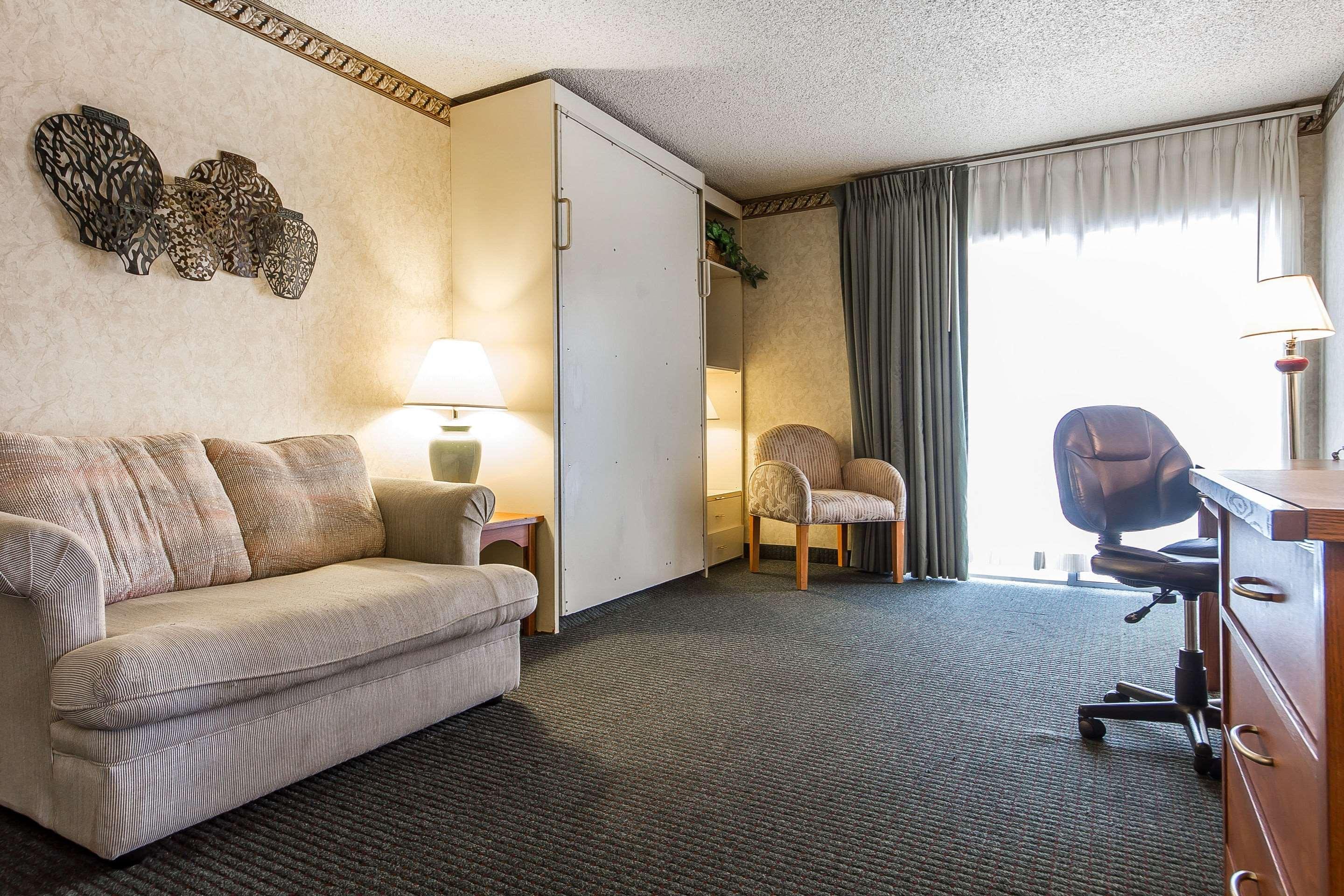 Quality Inn & Suites Silicon Valley Σάντα Κλάρα Εξωτερικό φωτογραφία