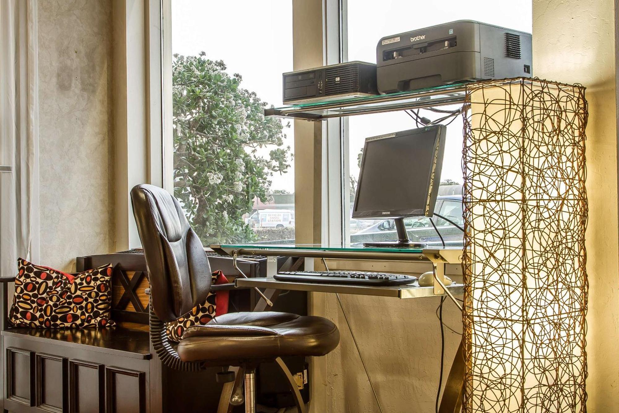 Quality Inn & Suites Silicon Valley Σάντα Κλάρα Εξωτερικό φωτογραφία